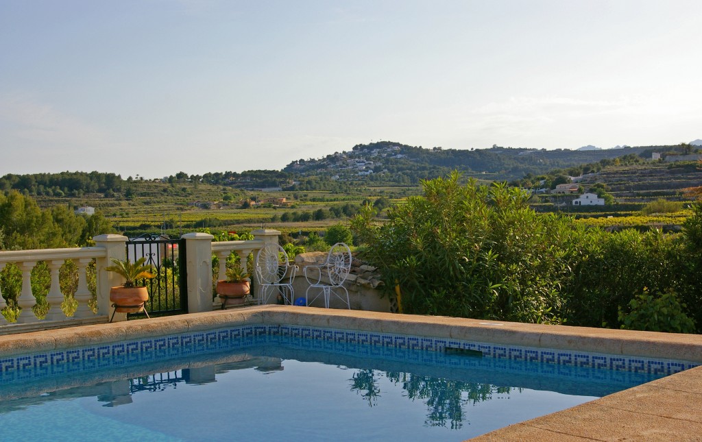 Pool View_1 IMGP0458 2